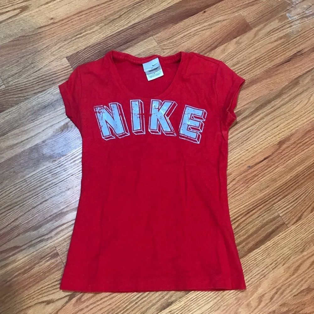 👟VINTAGE NIKE Tee